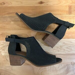 Jessica Simpson Size 10 Women’s Sandal